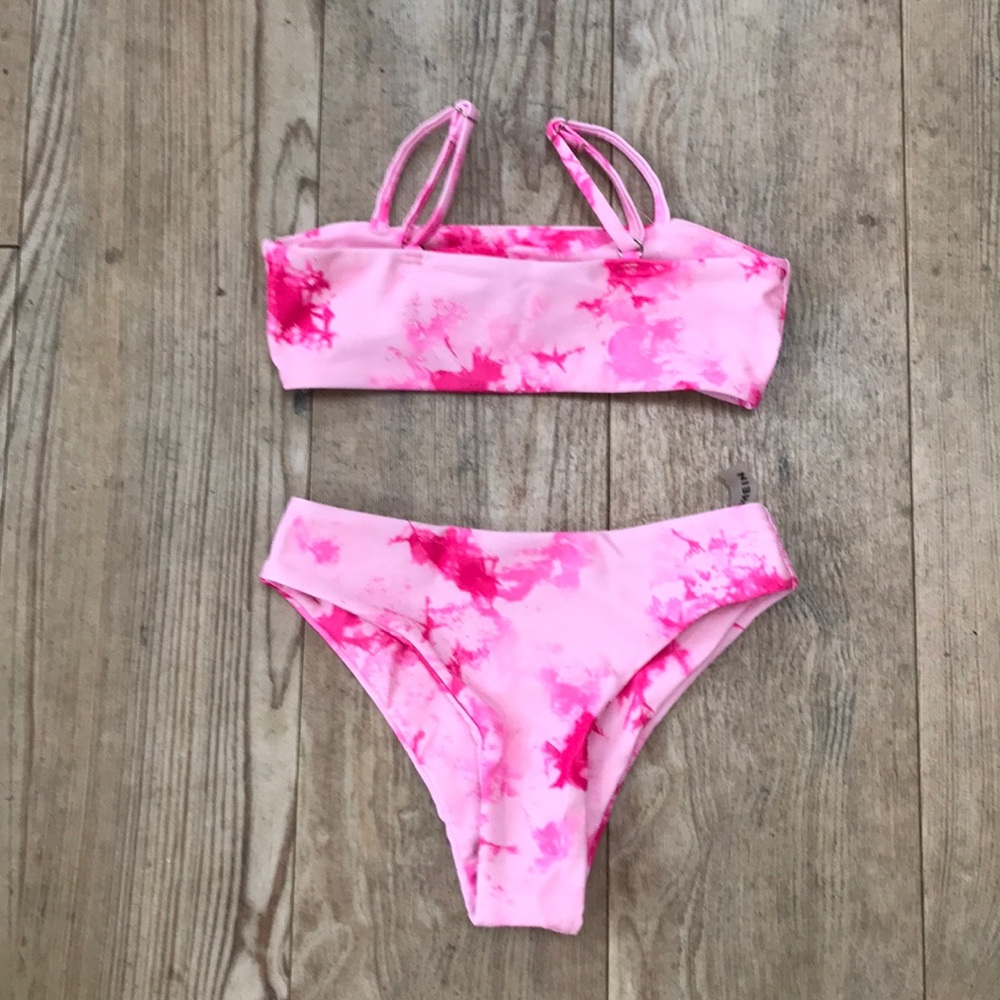 Bathing suit